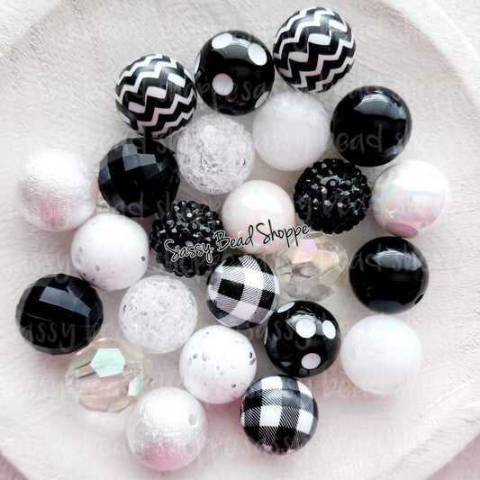 Sassy Bead Shoppe
Cozy Bead Mix
pack of 24 count mix