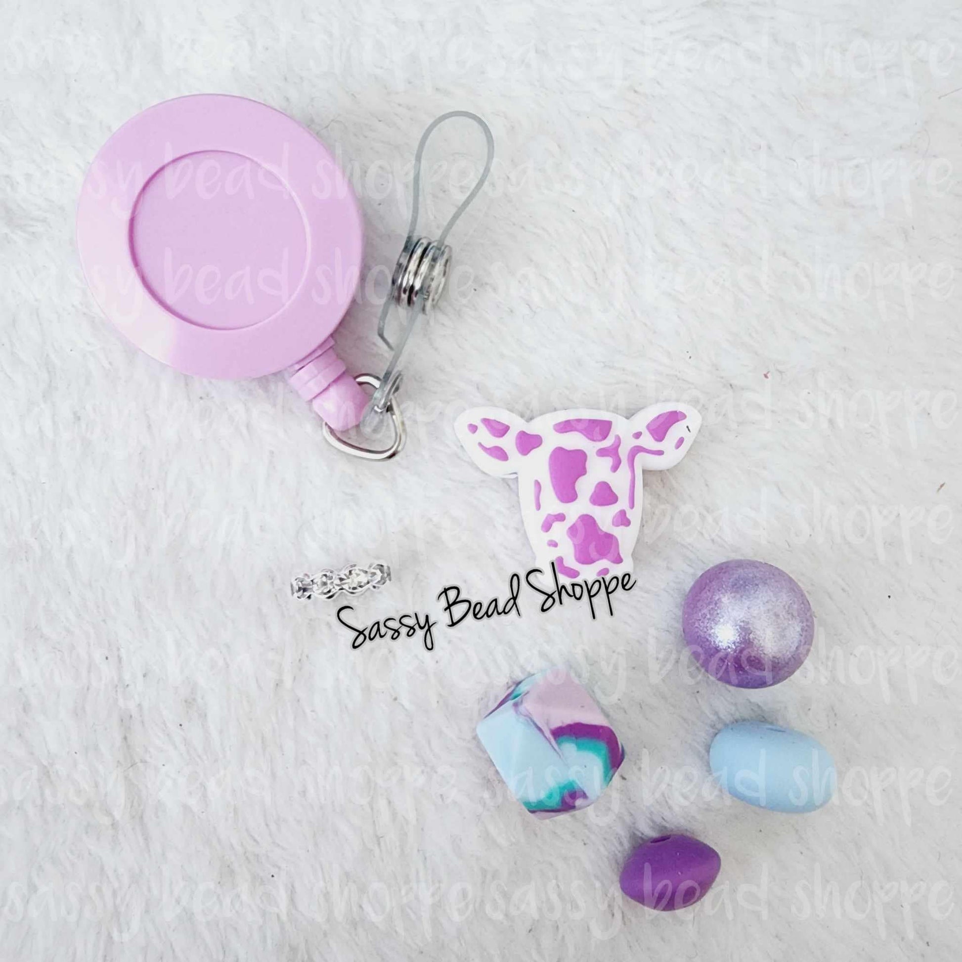 Sassy Bead Shoppe Unforgetable Badge Reel What you will receive in your kit