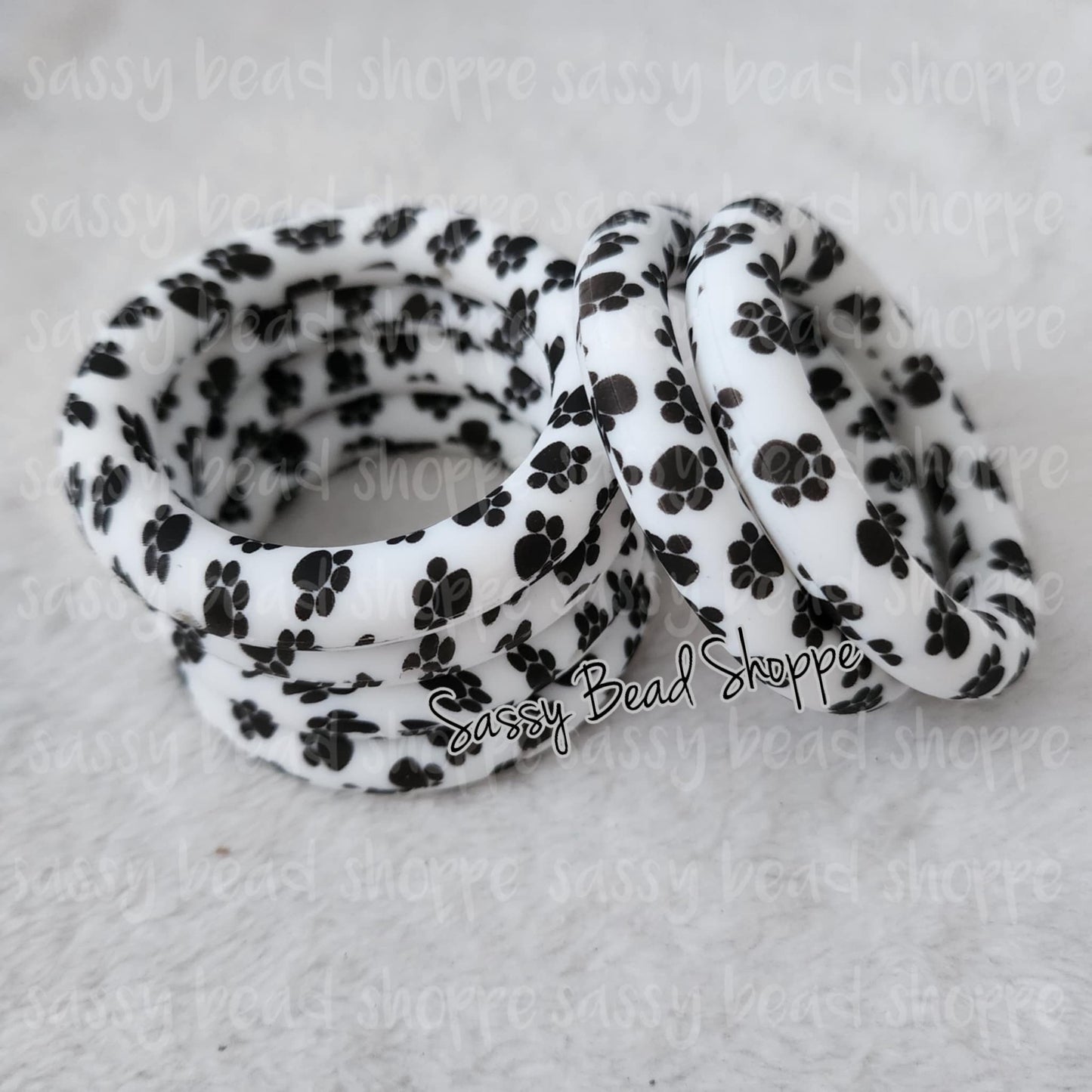 65mm Paw Print Silicone Ring - Sassy Bead Shoppe