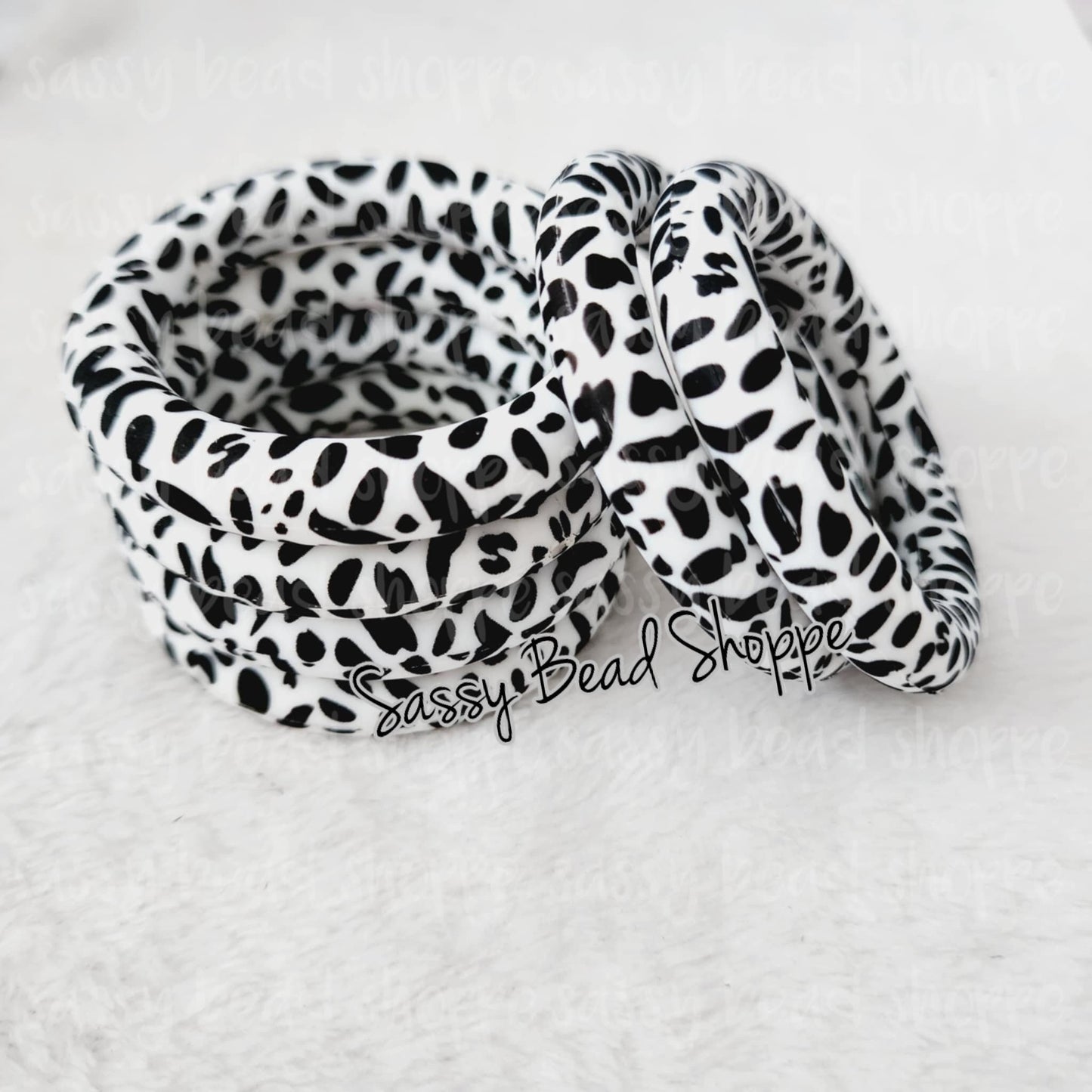 65mm Cow Print Silicone Ring - Sassy Bead Shoppe