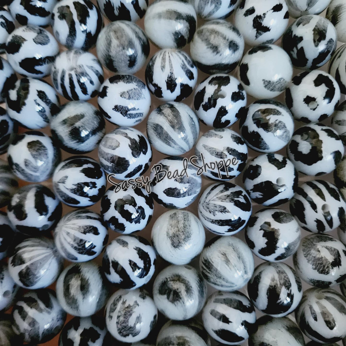 20MM Gray Leopard Beads - Sassy Bead Shoppe