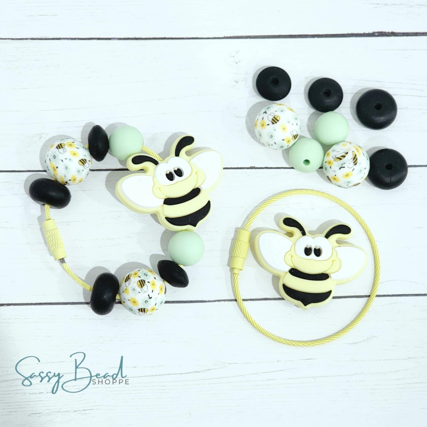 Sassy Bead Shoppe
Sweet Bee Tumbler Charm