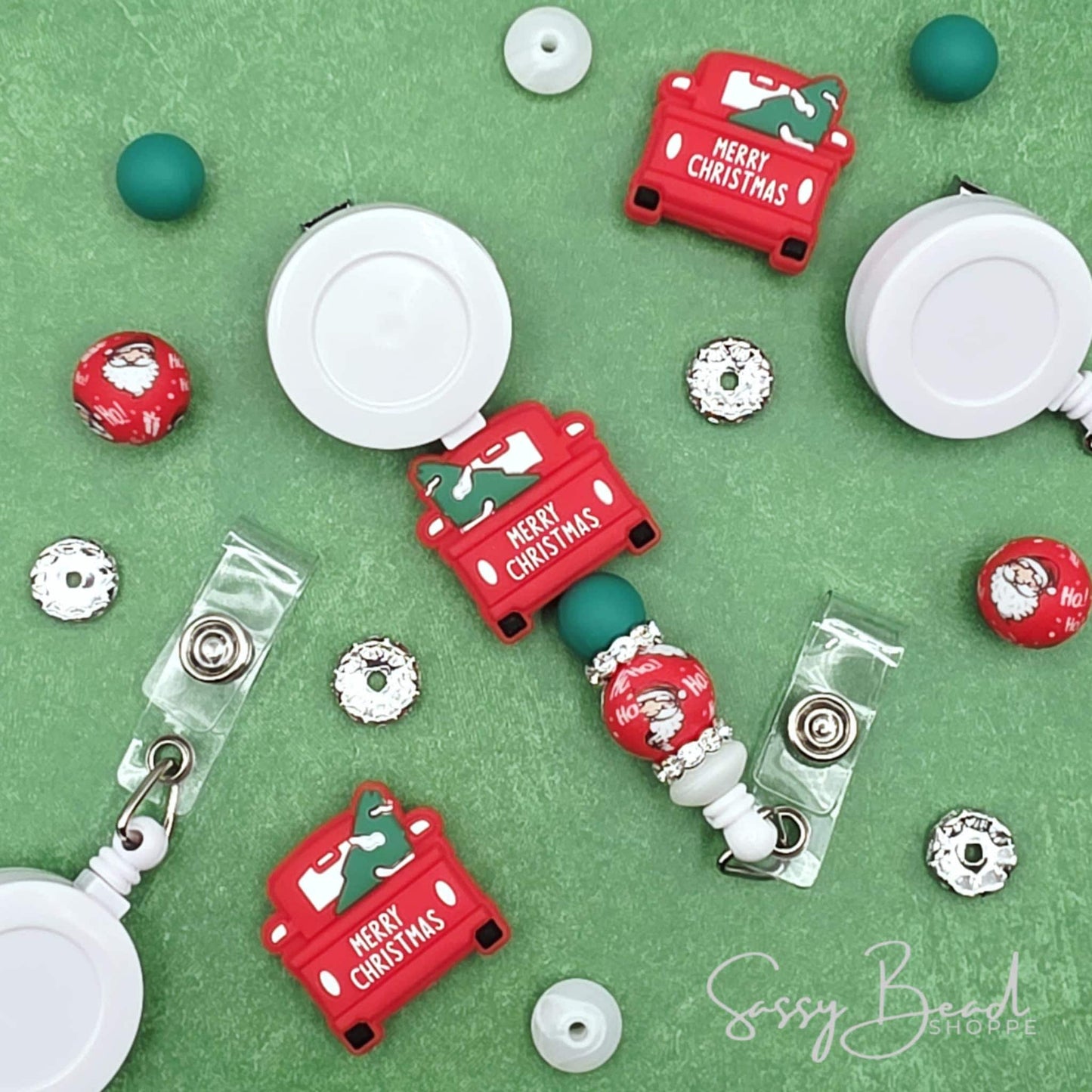 Haulin' Holiday Cheer DIY Badge Reel with a fun mix of Christmas beads — plus accent beads