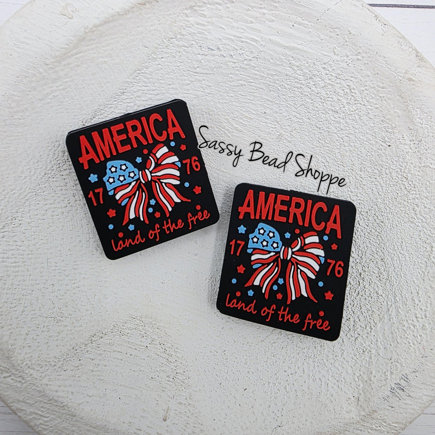 America Silicone Focal Bead, Bead Supply for Jewelry Making, DIY Keychains, Pens, Wristlets, Cookie Scribes, Car Charms, Bracelets, Crafts