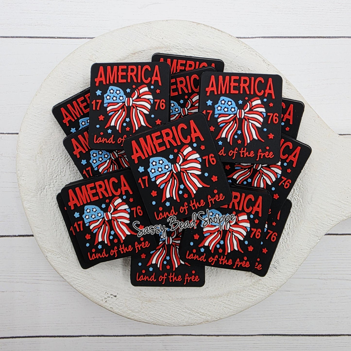 America Silicone Focal Bead, Bead Supply for Jewelry Making, DIY Keychains, Pens, Wristlets, Cookie Scribes, Car Charms, Bracelets, Crafts