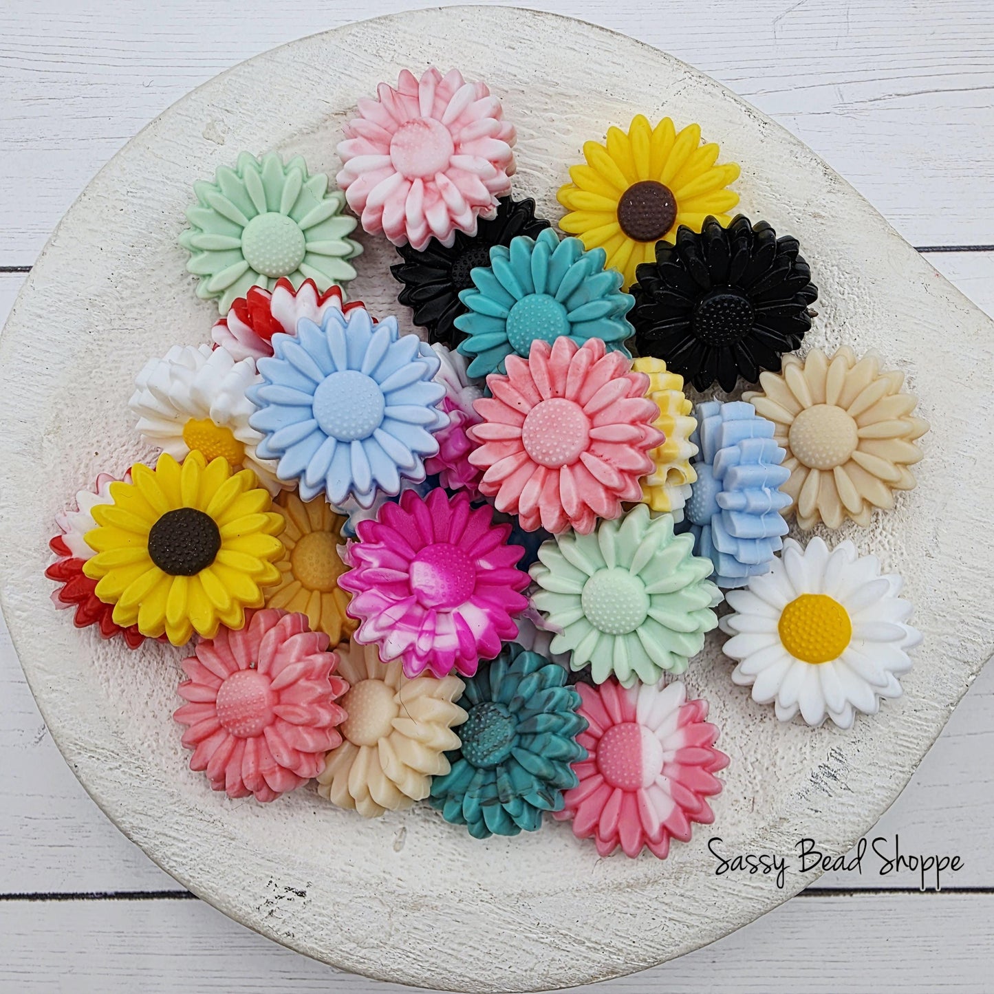 22mm Turquoise Marble Daisy Beads