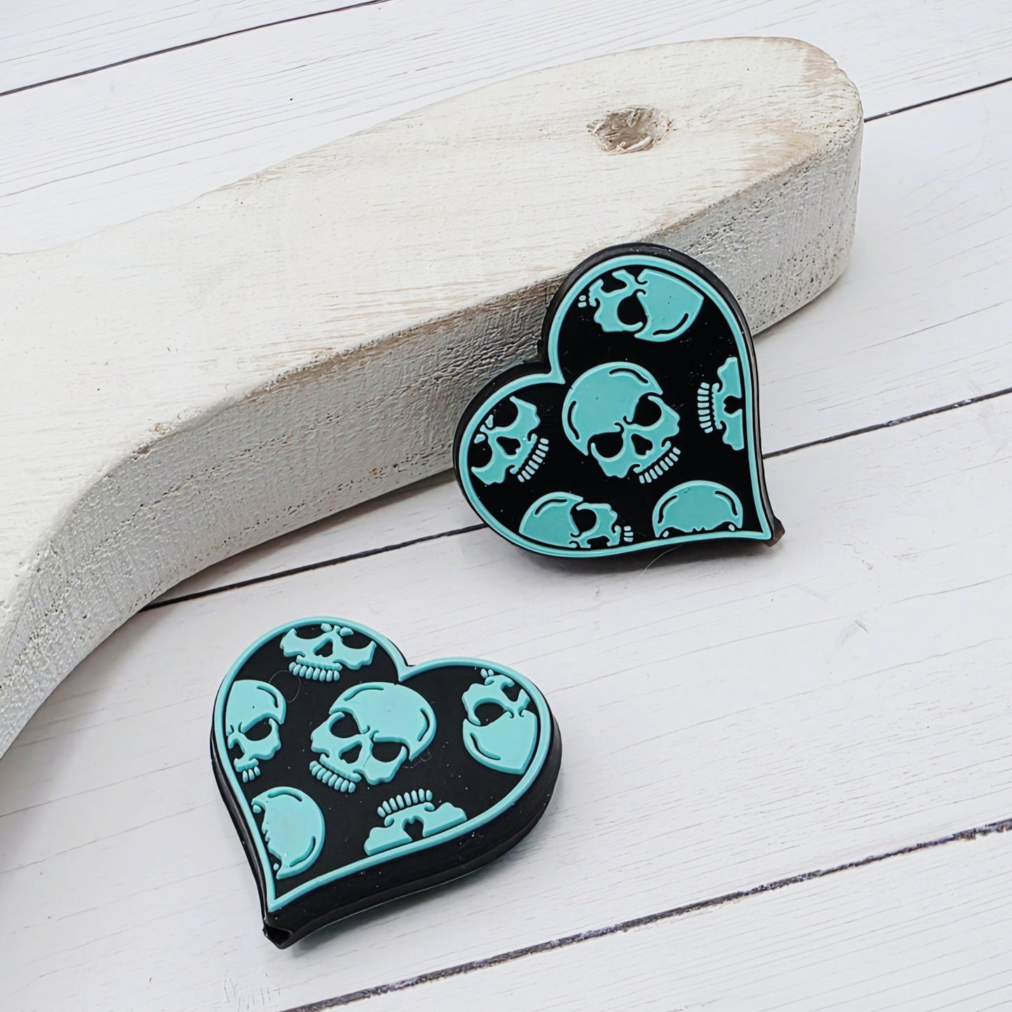 Skull Heart Focal Beads