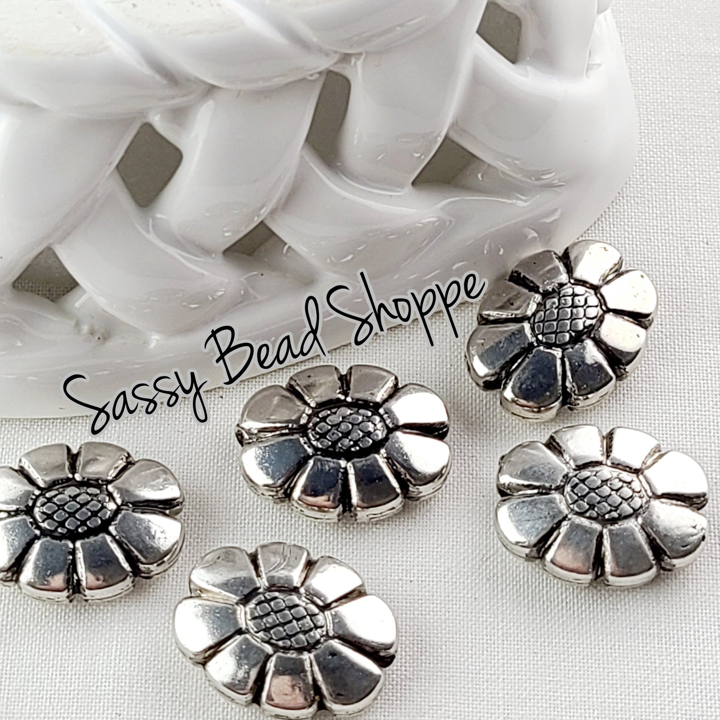Flower Oval Metal Beads 20mm Silver Metalized Acrylic Beads - Sassy Bead Shoppe