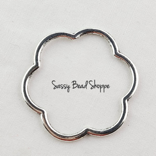 Sassy Bead Shoppe
Large Flower Outline