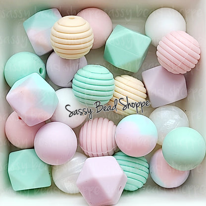 Blushing Babe Silicone Bead Mix