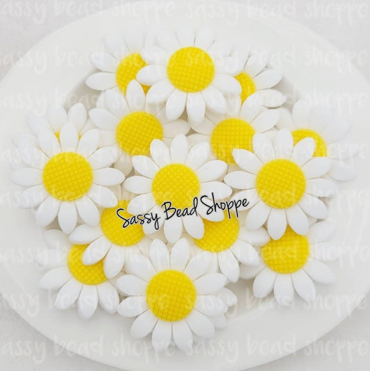 Sassy Bead Shoppe White Daisy Focal Bead