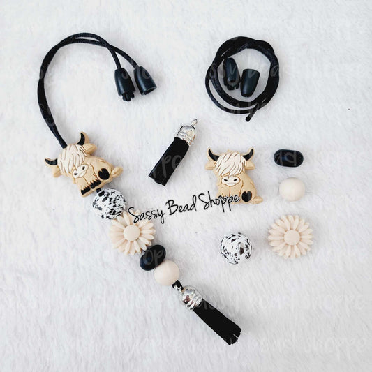 Sassy Bead Shoppe
Highland Car Charm