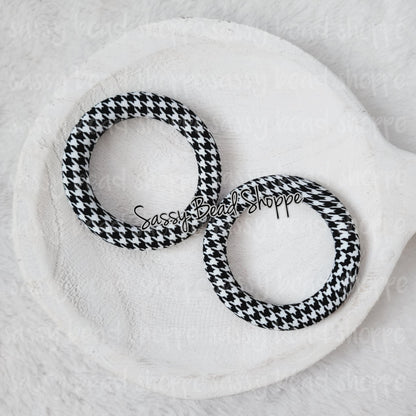 Sassy Bead Shoppe Houndstooth Print Silicone Ring