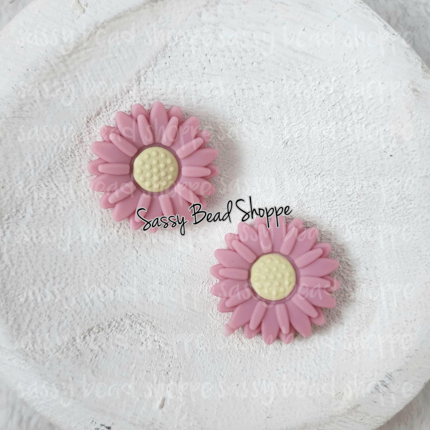 Sassy Bead Shoppe Mauve Daisy Focal Bead