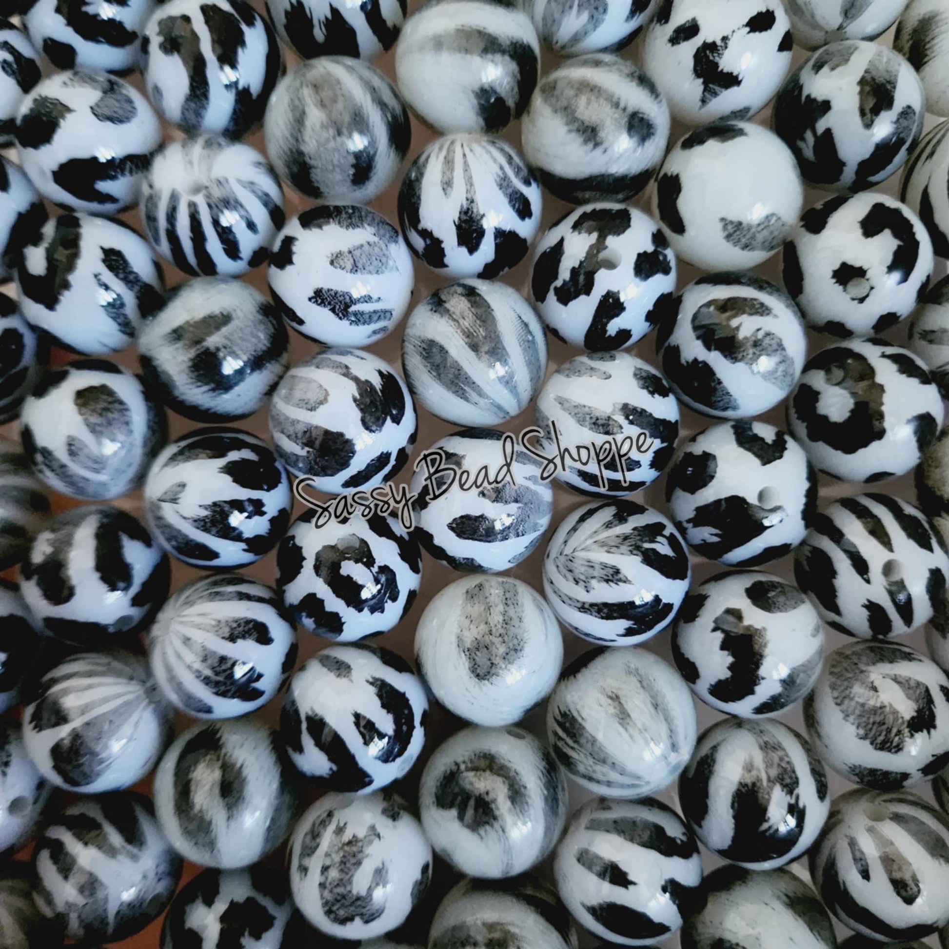 20MM Gray Leopard Beads