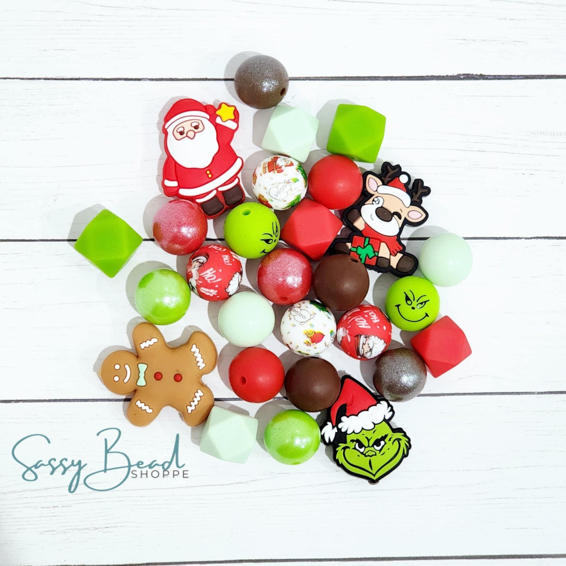 Sassy Bead Shoppe
Santa Squad Bead Mix 28 count