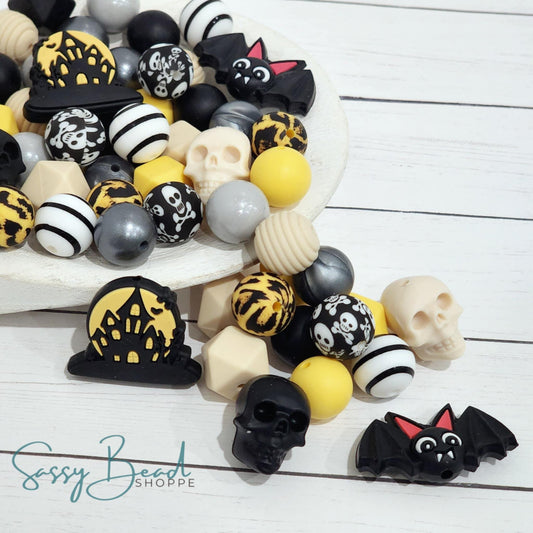 Sassy Bead Shoppe
Dark Knight Bead Mix