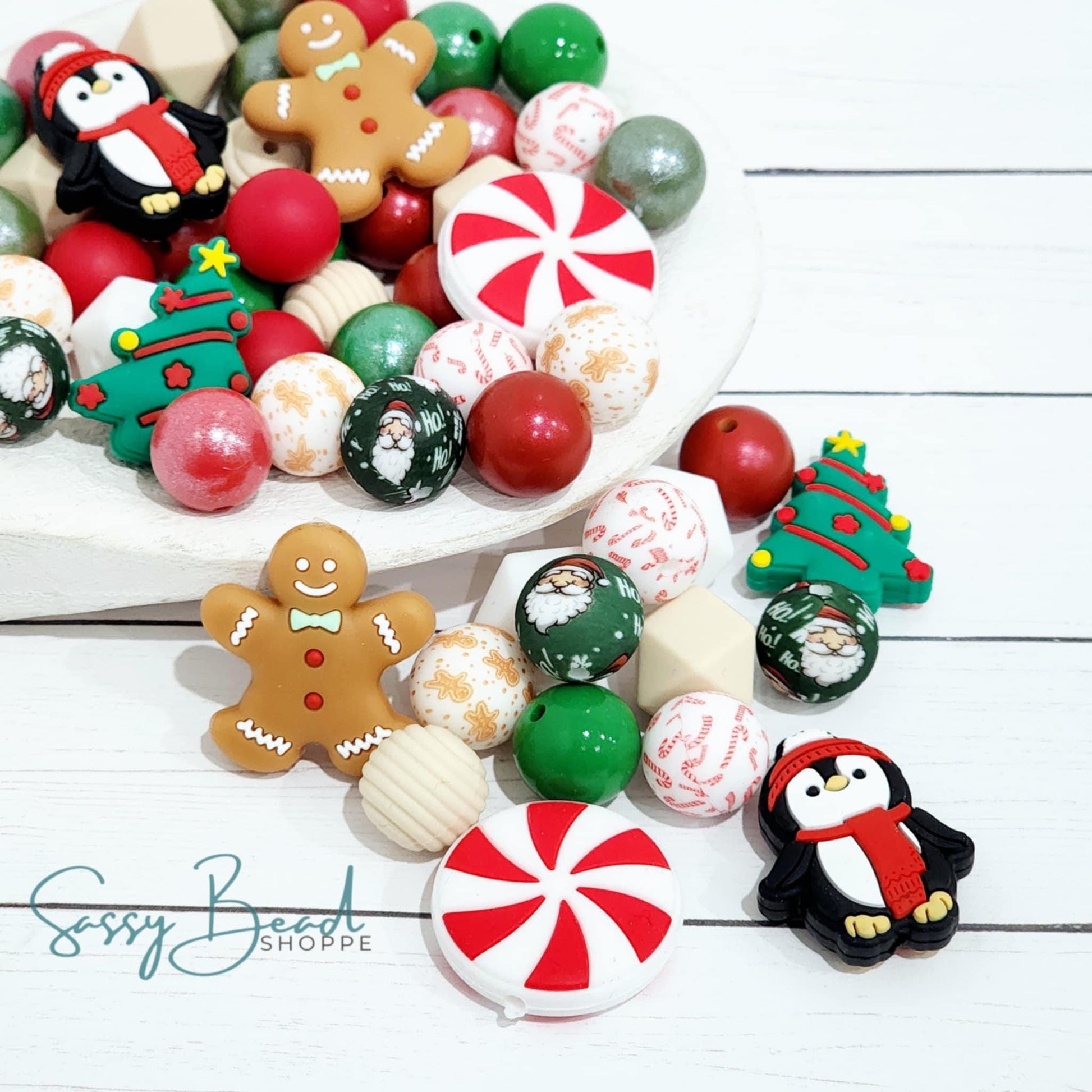 Sassy Bead Shoppe
Candy Cane Lane Bead Mix
