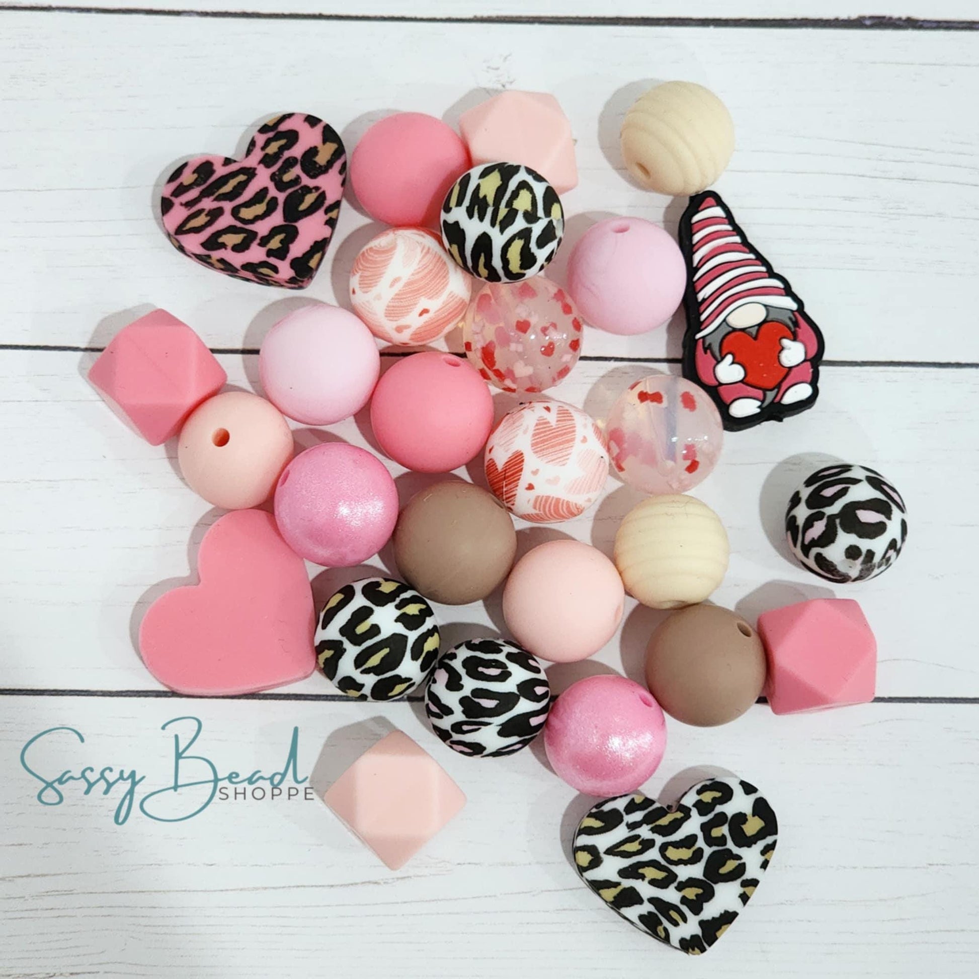 Sassy Bead Shoppe
Totally Smitten Bead Mix 24 Count