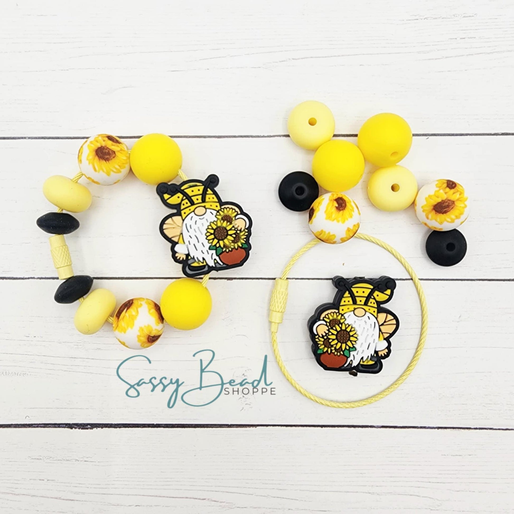 Sassy Bead Shoppe
Buzzin Bee Tumbler Charm