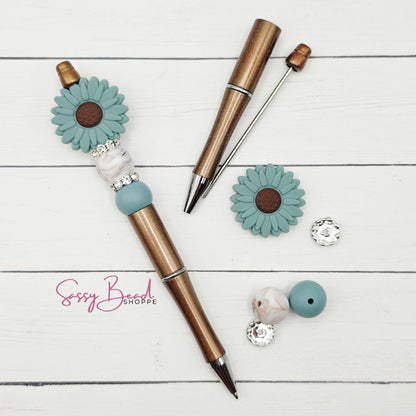 Daisy Dreams beadable pen kit with Daisy focal beads — plus accent beads