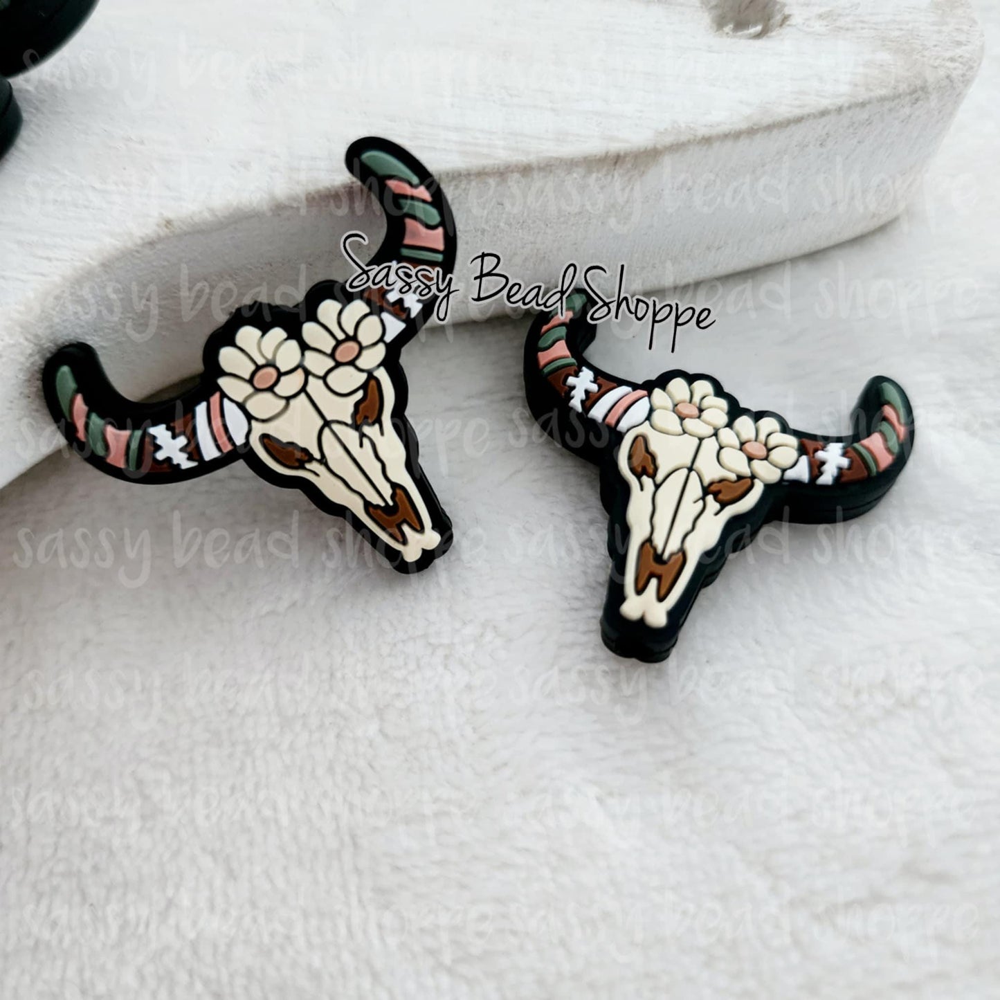 Sassy Bead Shoppe
Aztec Floral Skull Focal Bead Close Up