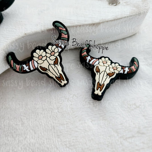 Sassy Bead Shoppe
Aztec Floral Skull Focal Bead Close Up