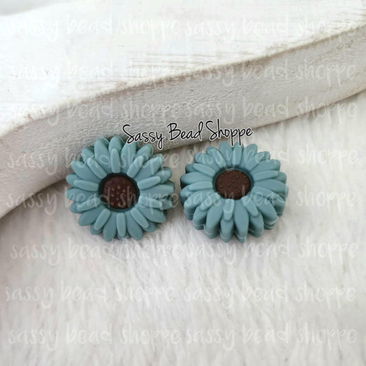 Sassy Bead Shoppe
20mm Dusty Blue Daisy Focal Bead Close Up