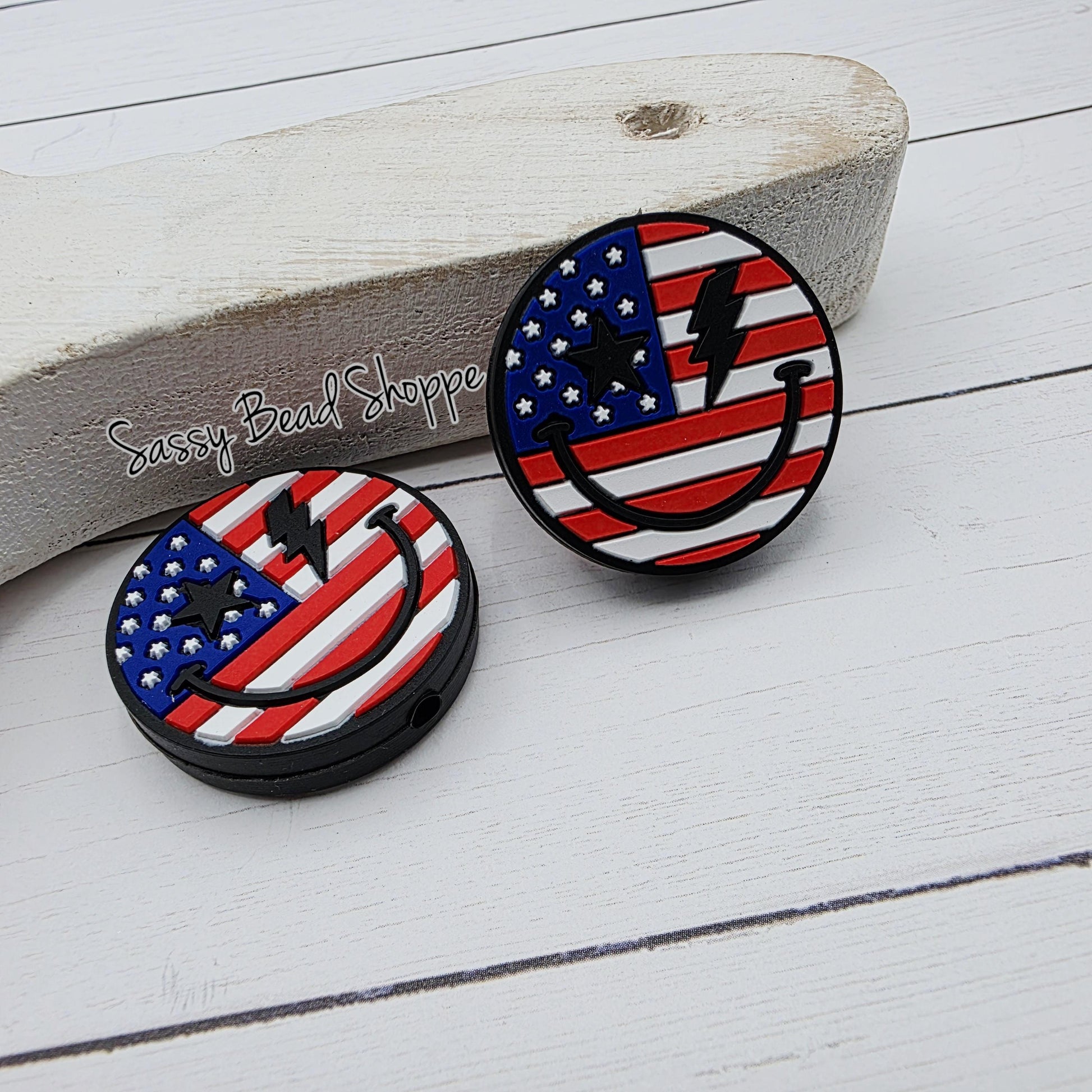 Smile USA Silicone Focal Bead, 1–3 Count for DIY Jewelry and Crafts