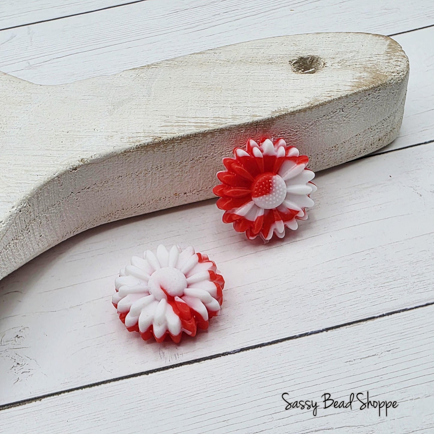 22mm Turquoise Marble Daisy Beads