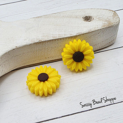22mm Turquoise Marble Daisy Beads