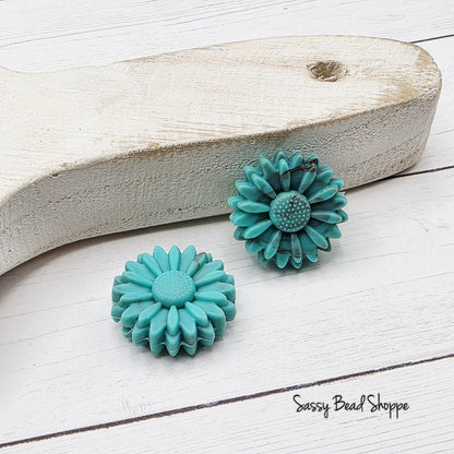 22mm Turquoise Marble Daisy Beads