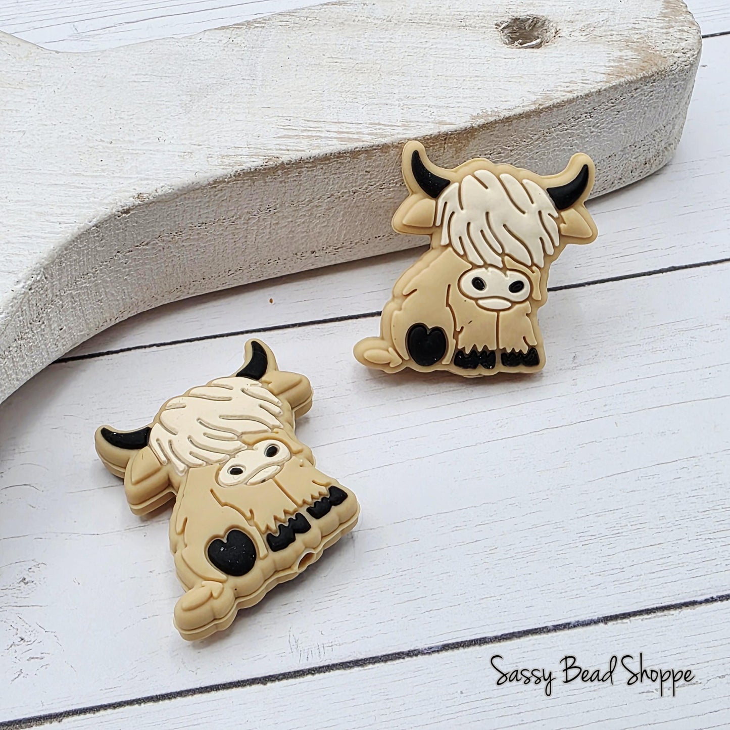Highland Cow Caramel Focal Beads