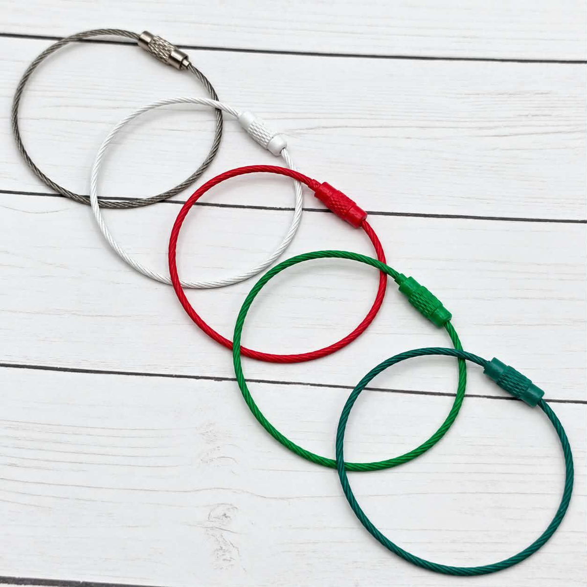 Christmas Cheer Beadable Wire Rings, 5 Count