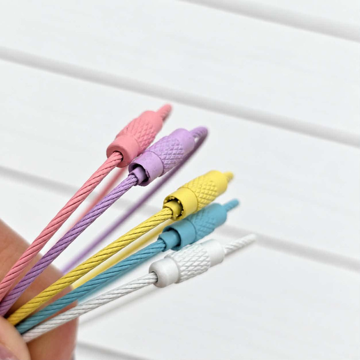 Pastel Hues Beadable Wire Rings, 5 Count
