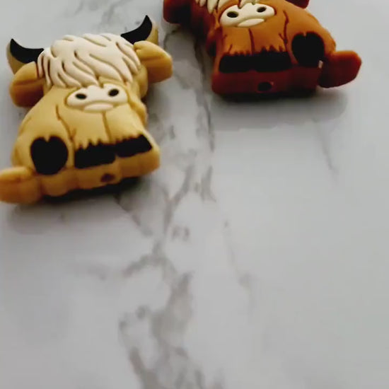 Highland Cow Caramel Focal Beads