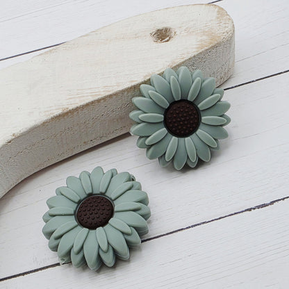 30mm Daisy Flower Beads