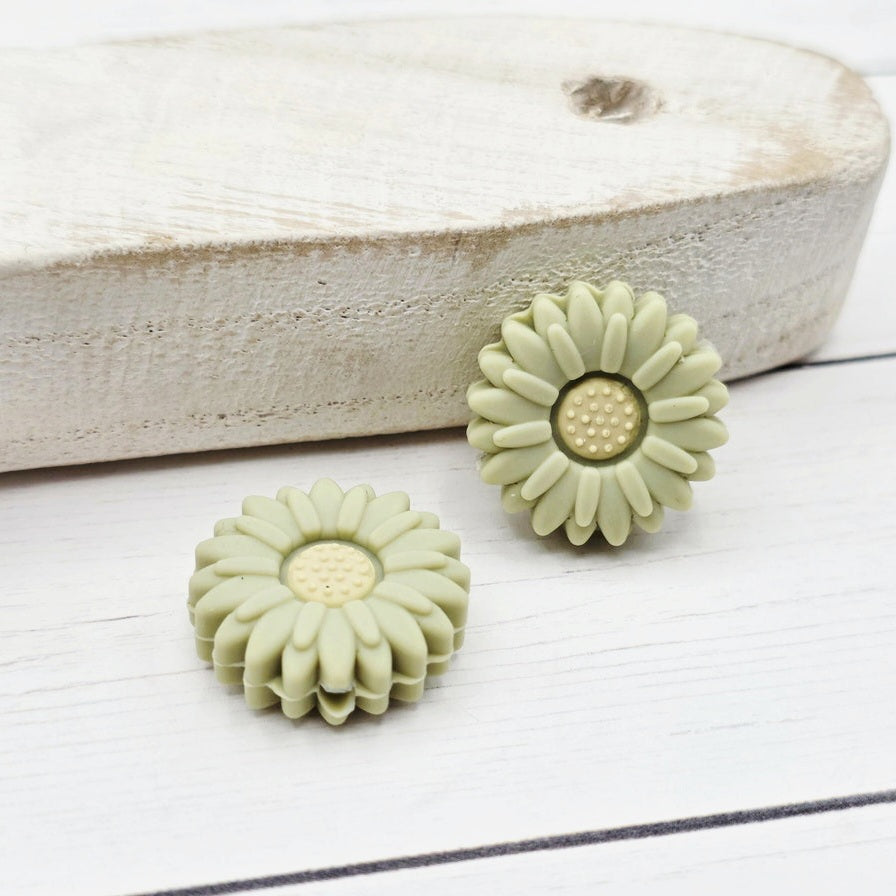 20mm Daisy Flower Bead