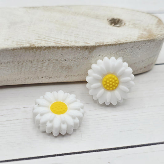 20mm Daisy Flower Bead