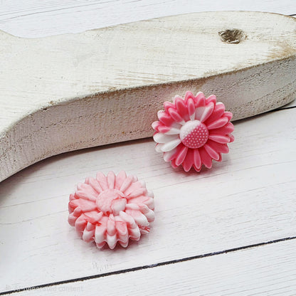 22mm Daisy Flower Beads