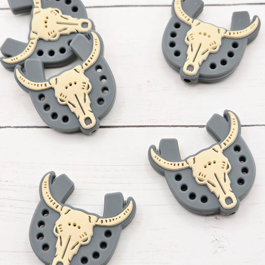 Steer Skull with Horseshoe Focal Bead