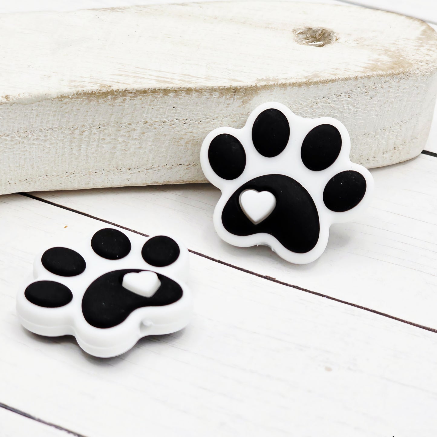 Paw Print Focal Bead