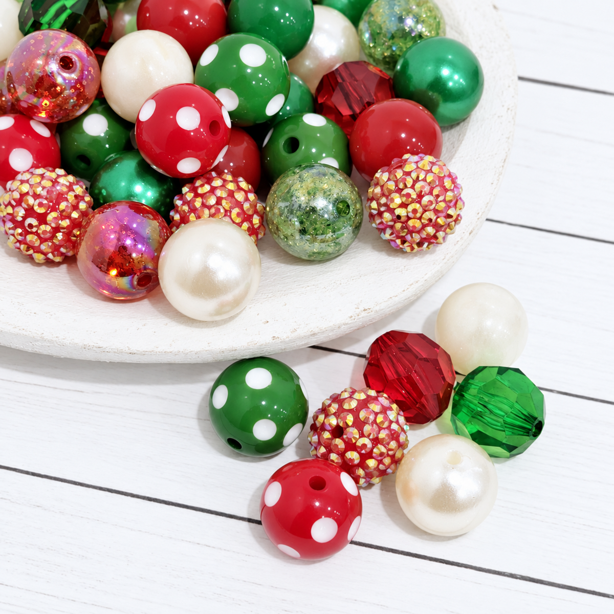 Holly Jolly Bead Mix