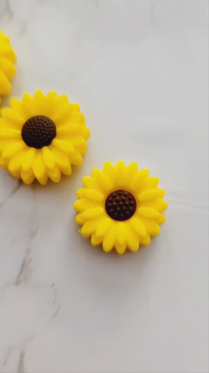 22mm Sunflower Focal Bead