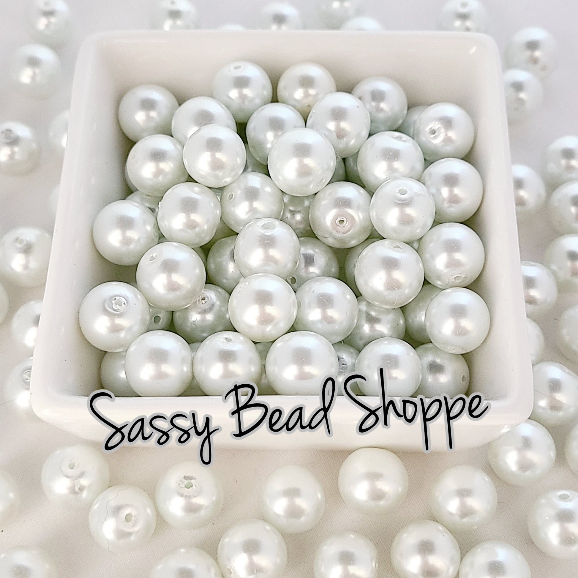 10mm White Pearl Glass Beads