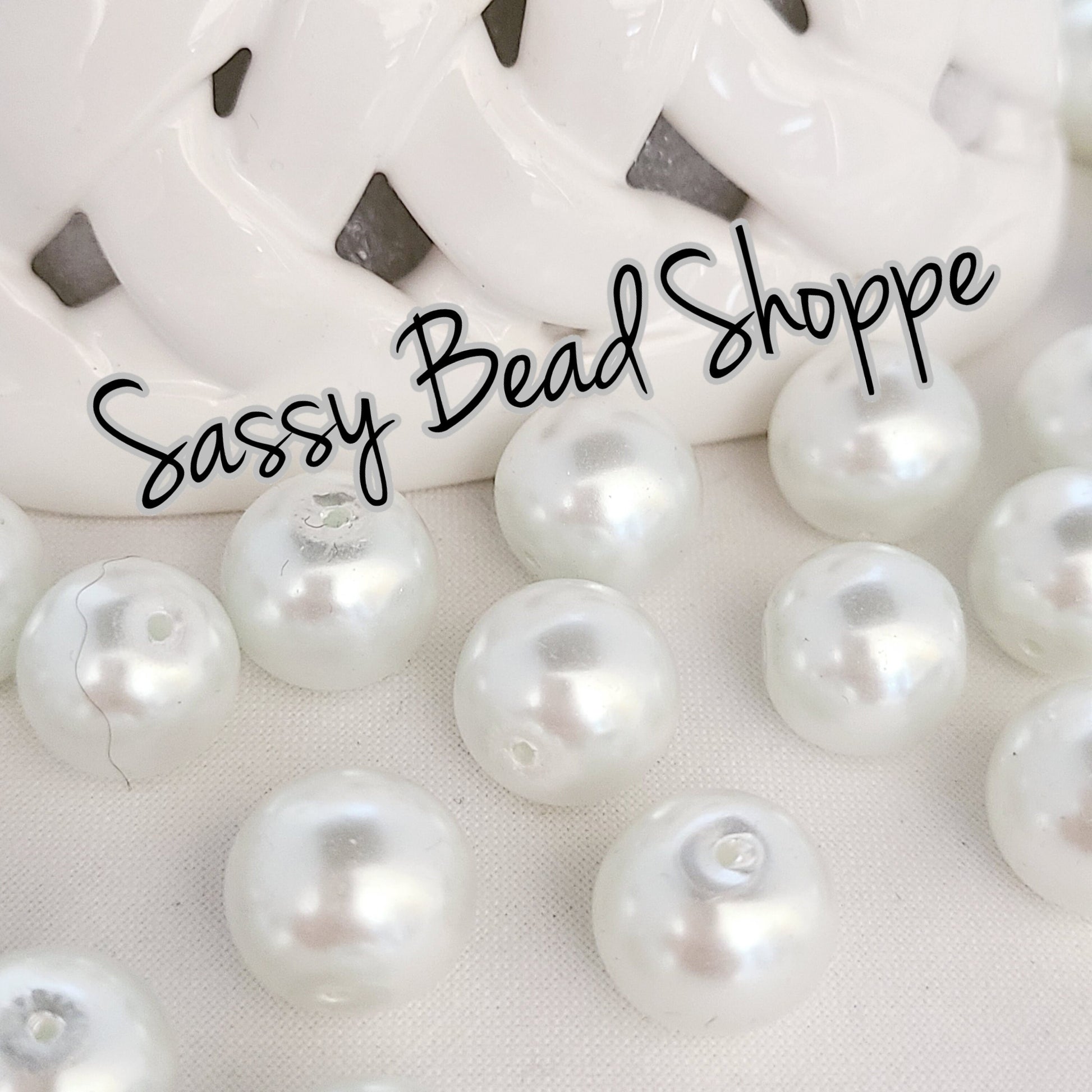 10mm White Pearl Glass Beads