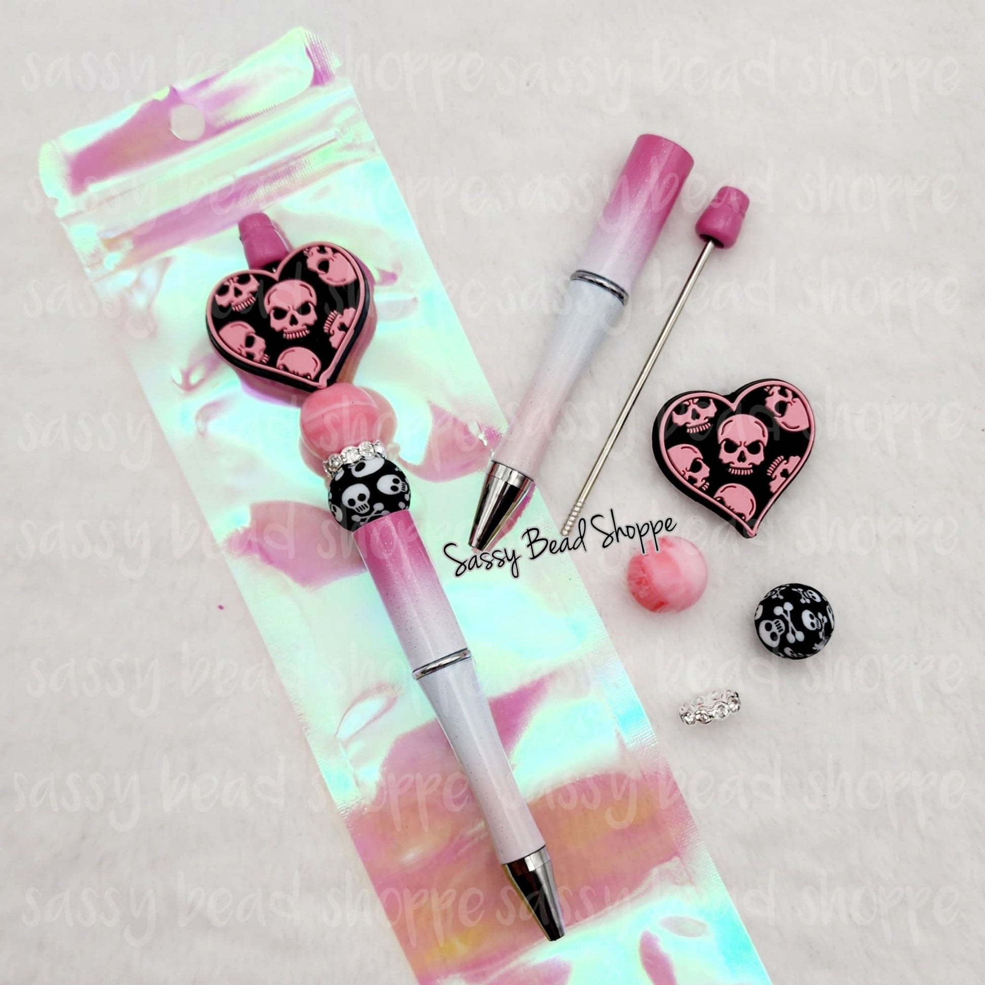 Skull Love Beadable Pen Kit, DIY Bubblegum Bead PLASTIC Pen Kit, Beadable Pens, Bubblegum Beads, Beaded Pens, Pen Beads, Focal Beads