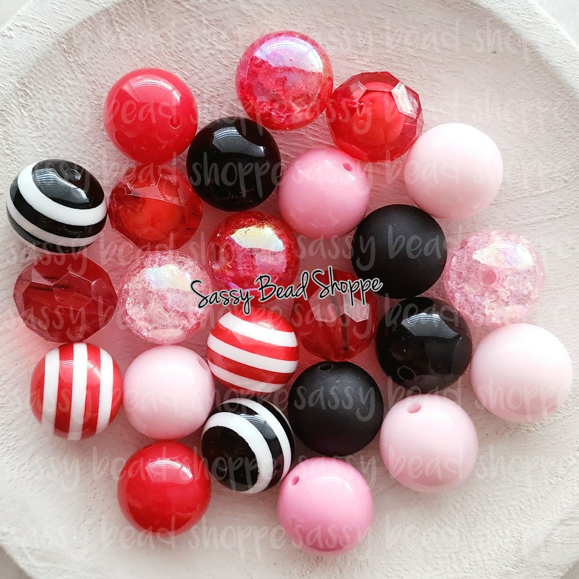 Kiss Me Bubblegum Bead Mix